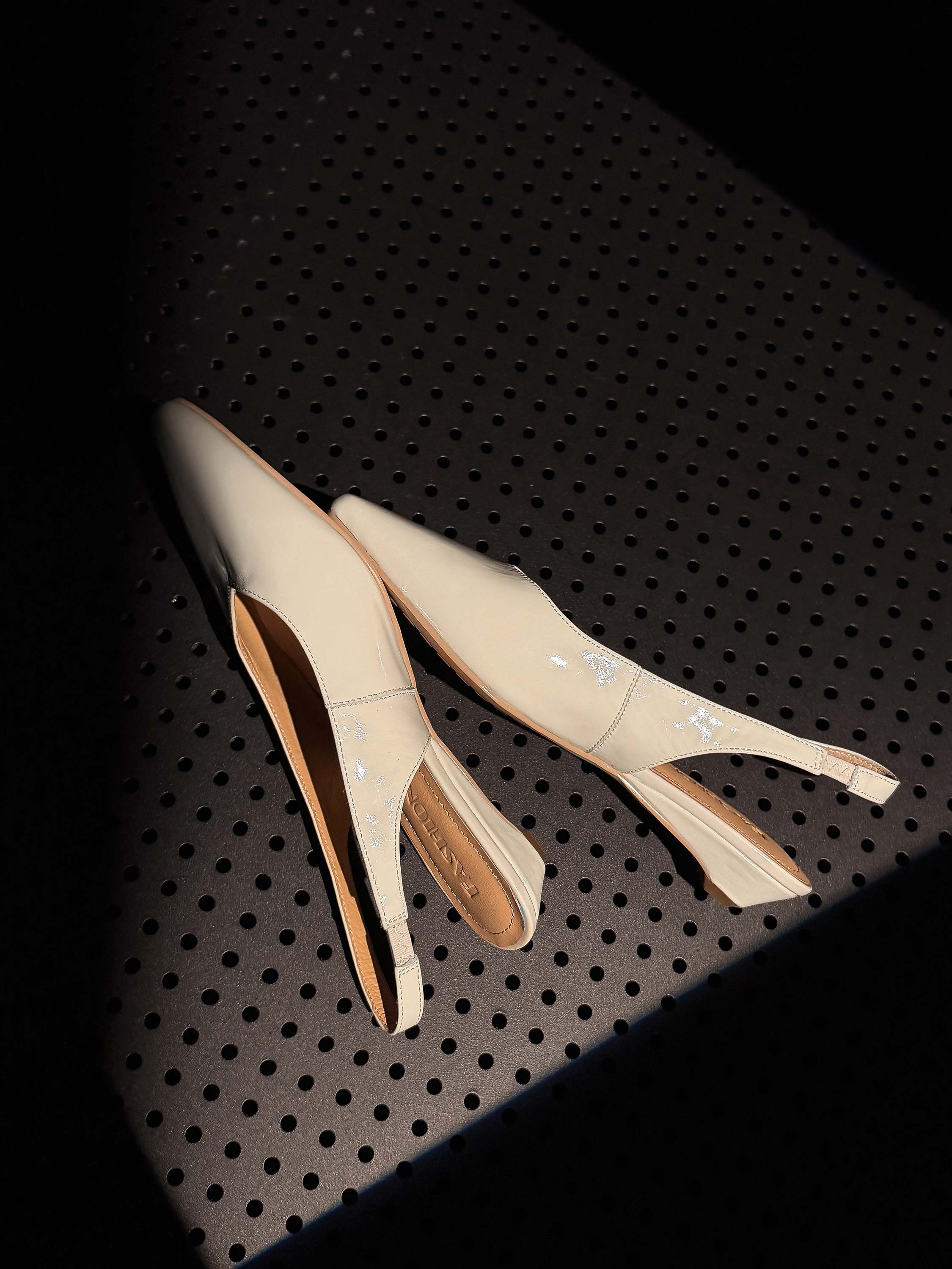 Lenkisen 2026cow Leather Sling - đánh giá và giá Women Shoes Elegant
